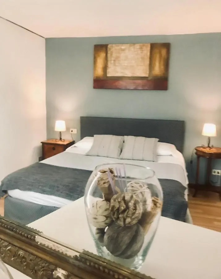Guest house Venice And Venice Apartments - Private Rooms In Shared Apartment