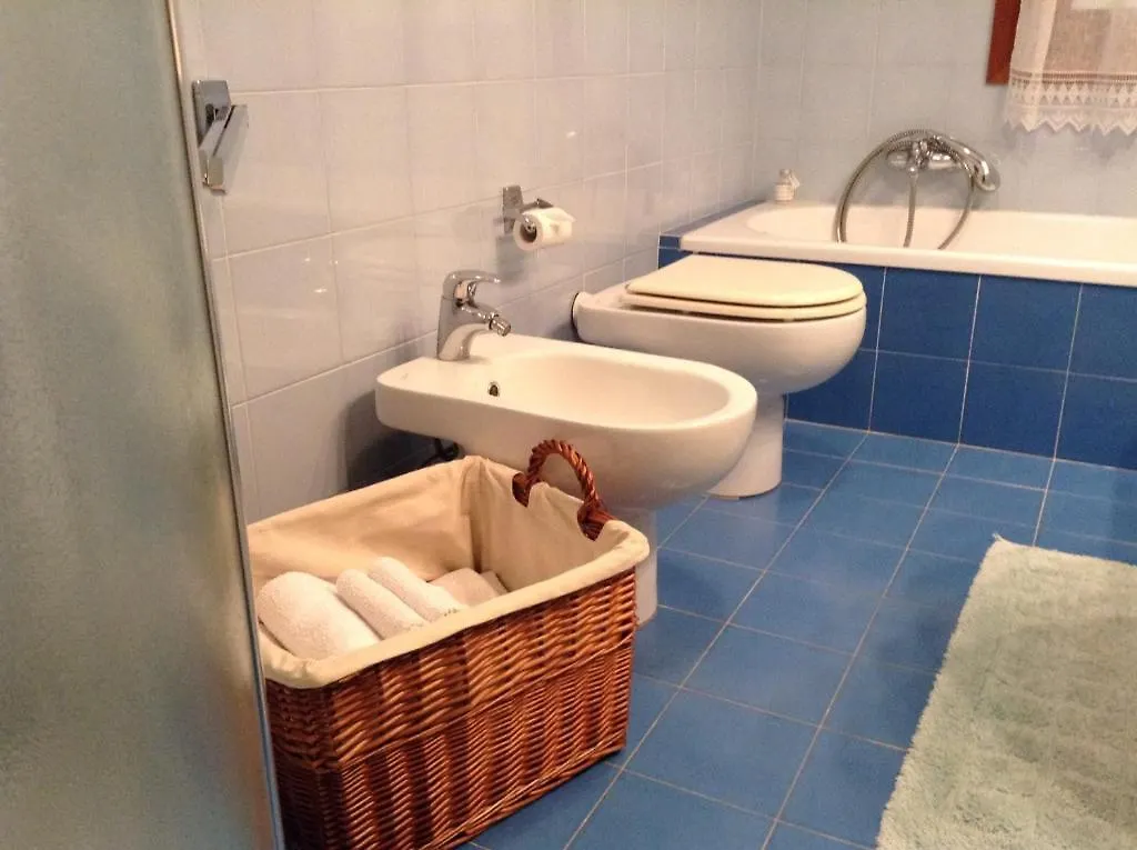 Venice And Venice Apartments - Private Rooms In Shared Apartment 2*,  Italy