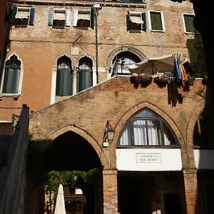 Гостевой дом Palazzo Lion Morosini - Check In Presso Ai Santi Apostoli